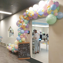 Organic Balloon Arches